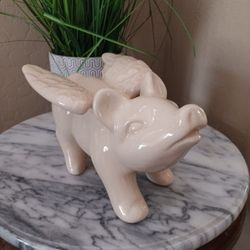 $20 Ceramic Flying Pig ❤️ Fun Kitchen/Bookshelf Decor 