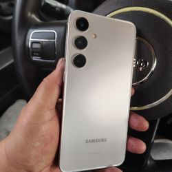 Samsung Galaxy S24 Plus