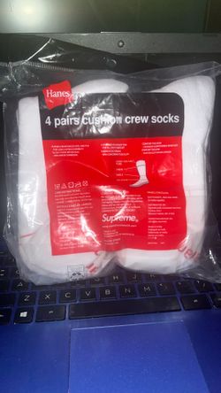 Supreme socks