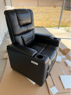 black recliner almost new