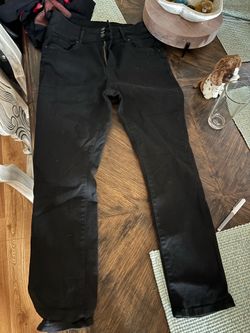 Woman’s black jeans