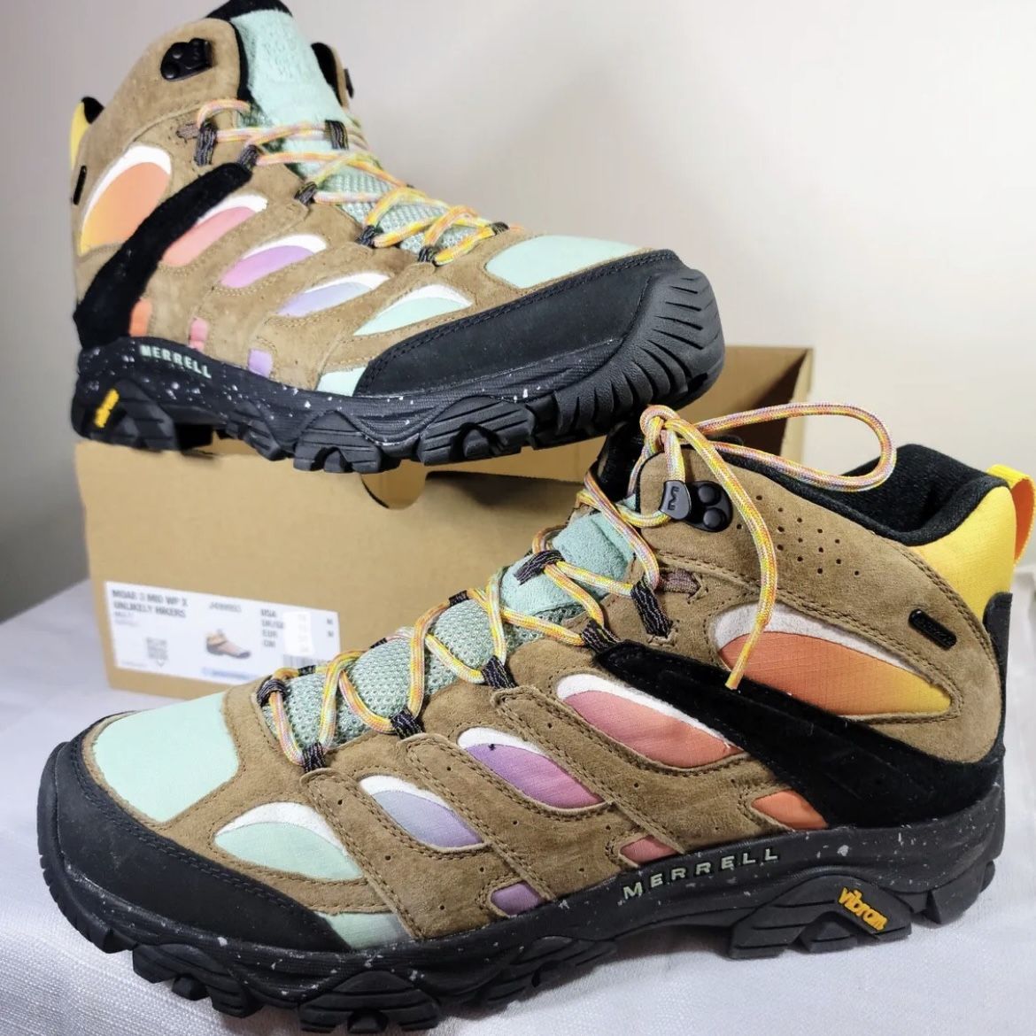 Merrell Moab 3 Mid Waterproof x Unlikely Hikers (J499993) Hiking Boots With Vibram Sole Men’s 9.5 Women’s 11