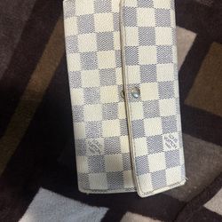 Louis Vuitton Women’s Wallet