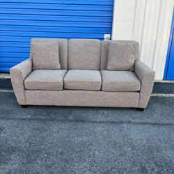 LAZYBOY PIPER UPHOLSTERY SOFA.