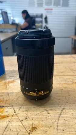 Nikon lens