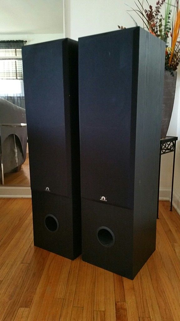 Pair of omni audio AE 88.2 home cinema hifi tall tower floor standing speakers