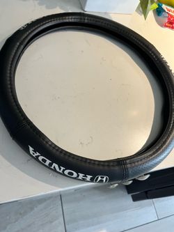 Staring wheel cover