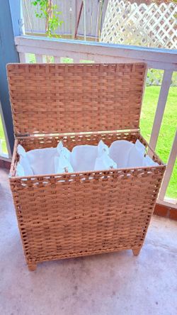 New!laundry hamper 3/1 measurements（H26L25W 13）