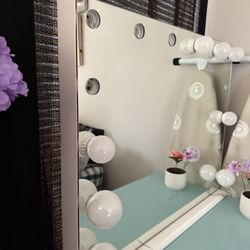 Vanity Mirror 