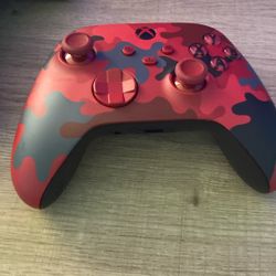 Red Camo Xbox Controller 