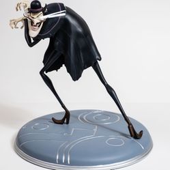 Disney Meet the Robinsons Crew Bowler Hat Guy Maquette Statue Painted