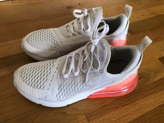 Nike Men’s Air Max 270 size 9.5