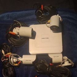 4 Night Owl Surveillance Cameras  With DVR