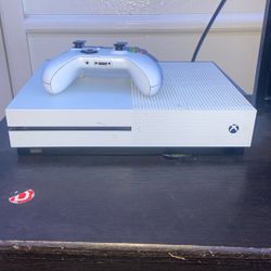 Xbox One S