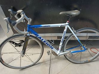 Raleigh 800 pro