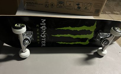 Monster Skateboard