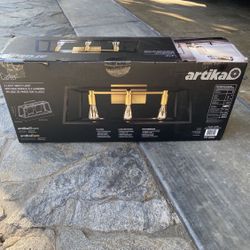 3 Light Vanity Light Fixture