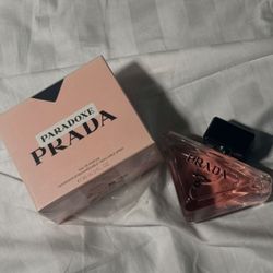 Prada Perfume 
