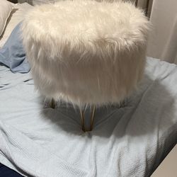 Furry Stool 