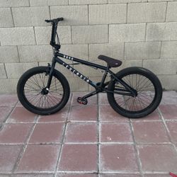 Haro Leucadia BMX bike 20 inch