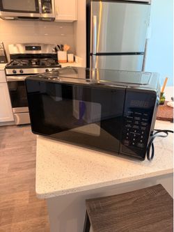 Microwave Practically New