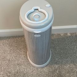 Diaper Pail Ubbi