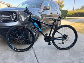 GT AGGRESSOR PRO MOUNTAIN BIKE