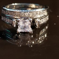 Gorgeous princess Cut Women's Wedding Engagement Promises Ring Size 7.0