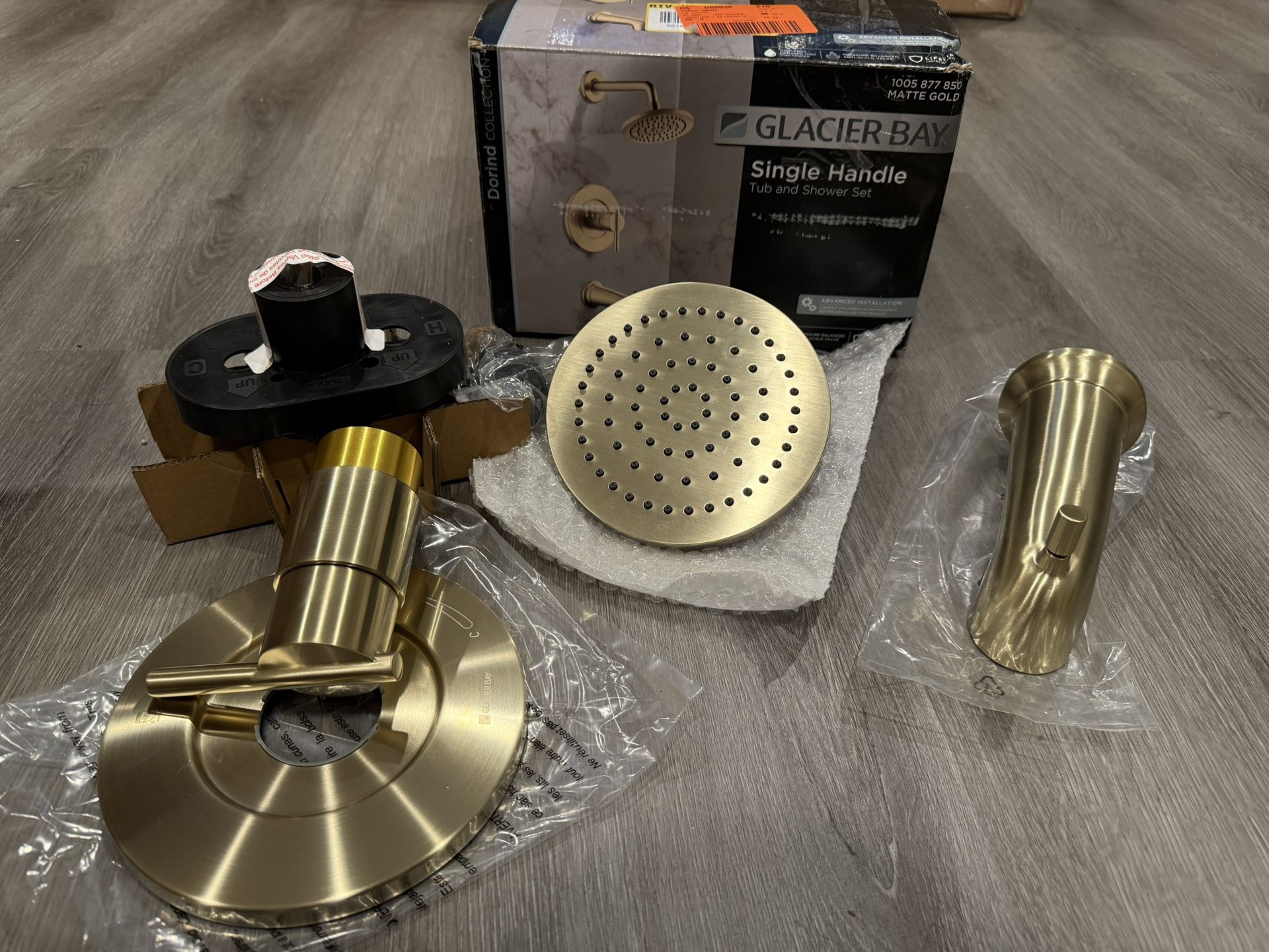 Glacier Bay Tub & Shower Set (MISSING SHOWER ARM)