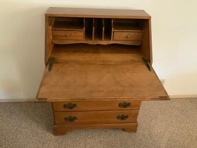 Ethan Allen Desk