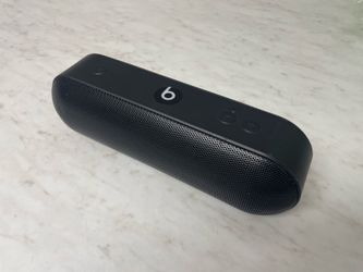 Beats Pill +