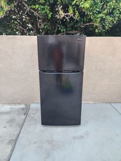 FRIGIDAIRE REFRIGERADOR