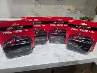 Milwaukee battery forged 12AH