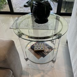 Tables End And Sofa 