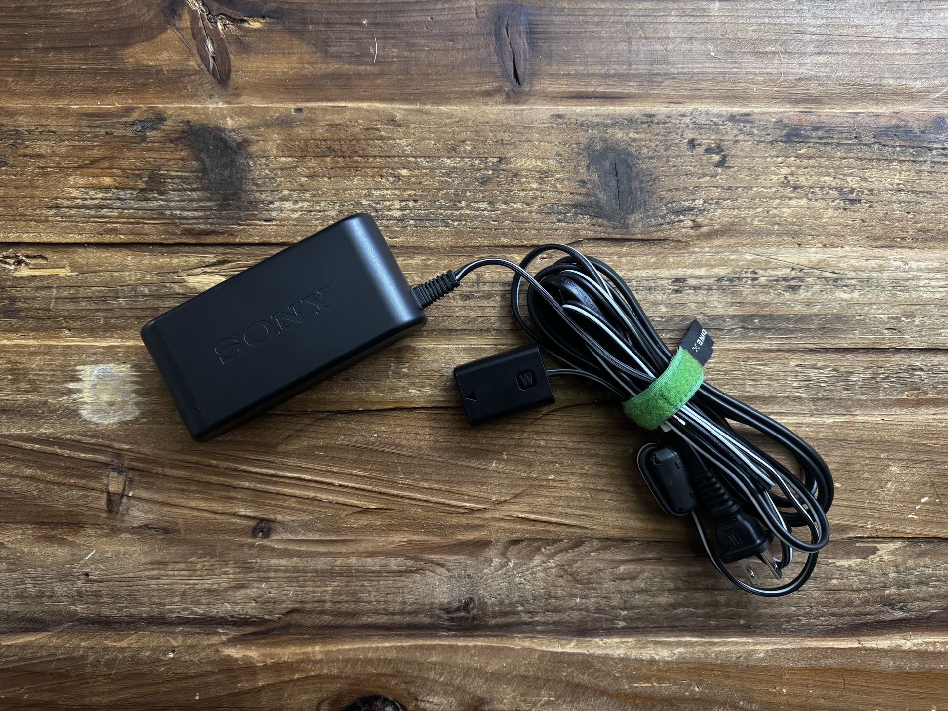Sony AC Adapter - ACPW20