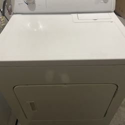 Whirlpool Electric Dryer. Yes It Works Perfectly Feel Free To