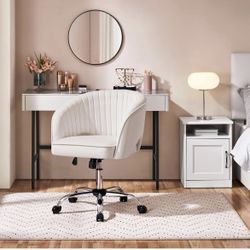 Cute Desk Chair Velvet Vanity Chair with Wheels Home Office Upholstered Modern Swivel Armchair with Tufted Barrel Back for Study, Vanity, Bedroom Crea