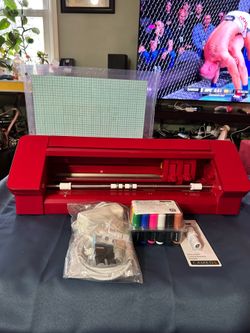 Brand New Silhouette Cameo 4 and Accessories