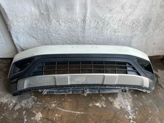 2017-2019 Volkswagen Atlas Front Bumper USED