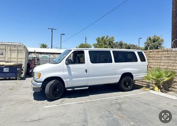2003 Ford E350