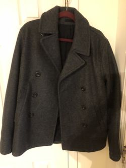 Men’s Coat Size medium 