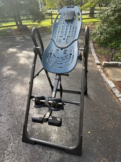 Teeter inversion table