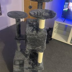 Cat tree
