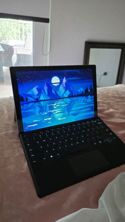 Surface Pro 6 laptop pc