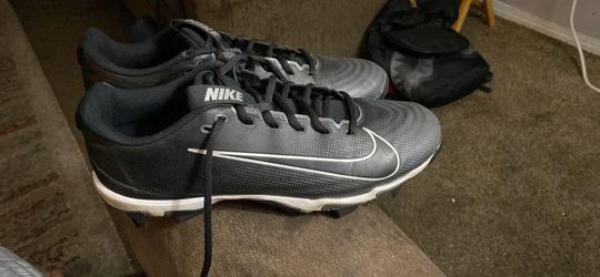 Nike Men’s size 10 football cleats