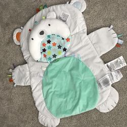 Baby tummy time toy