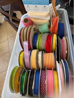 Craft or home Ribbon container