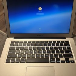 Apple Mac Book Air 13.3inch (2017)