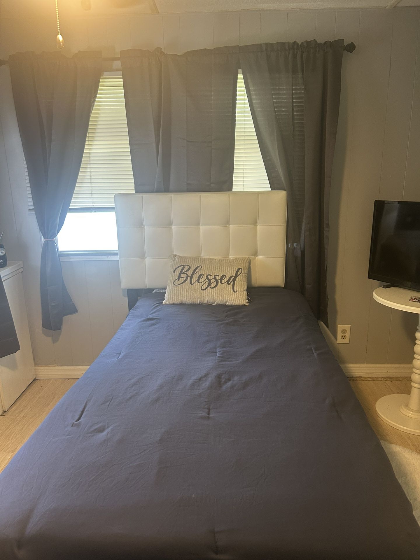 Twin Bed With Head Board