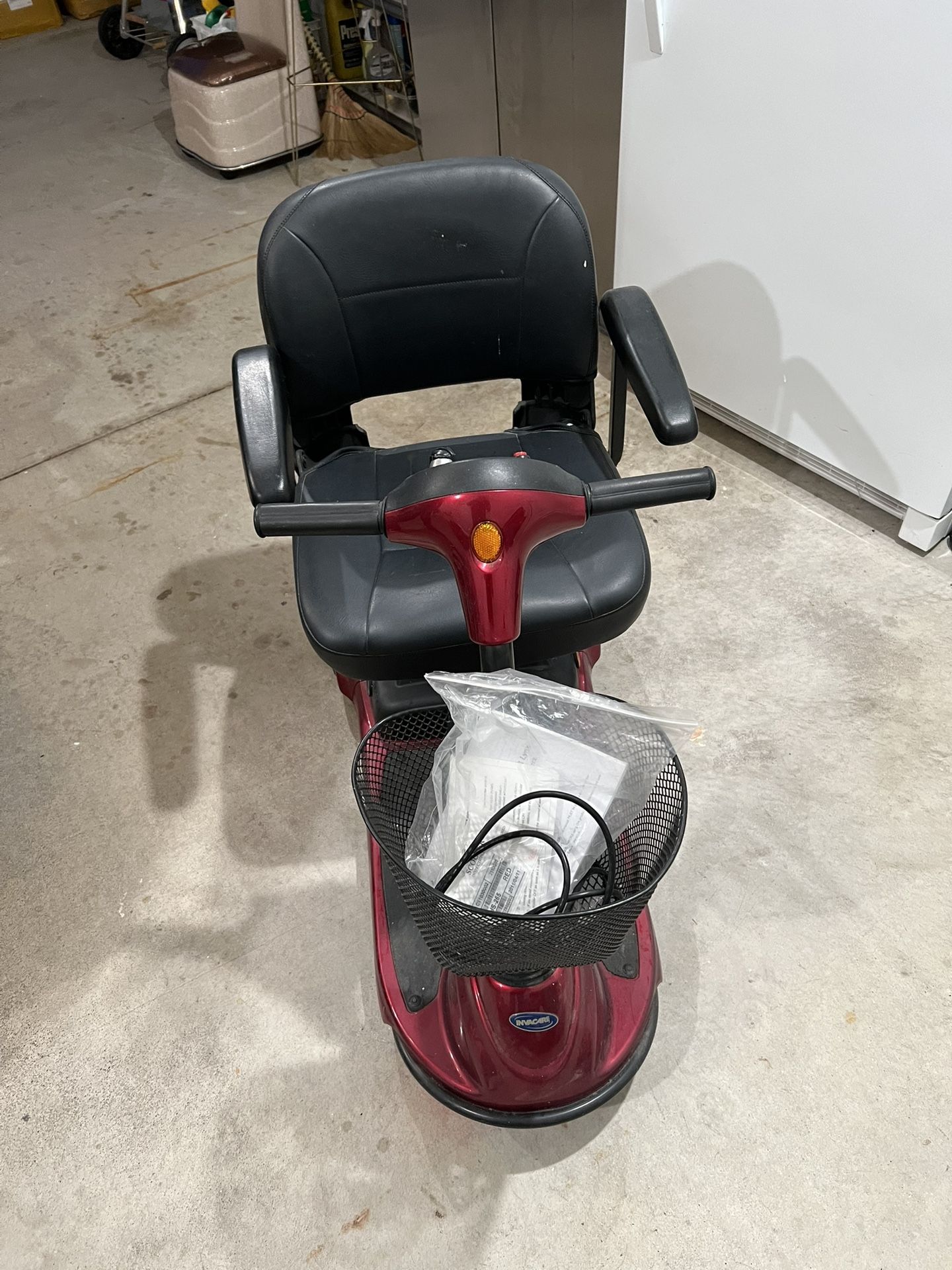 Invacare Lynx L-3 Scooter